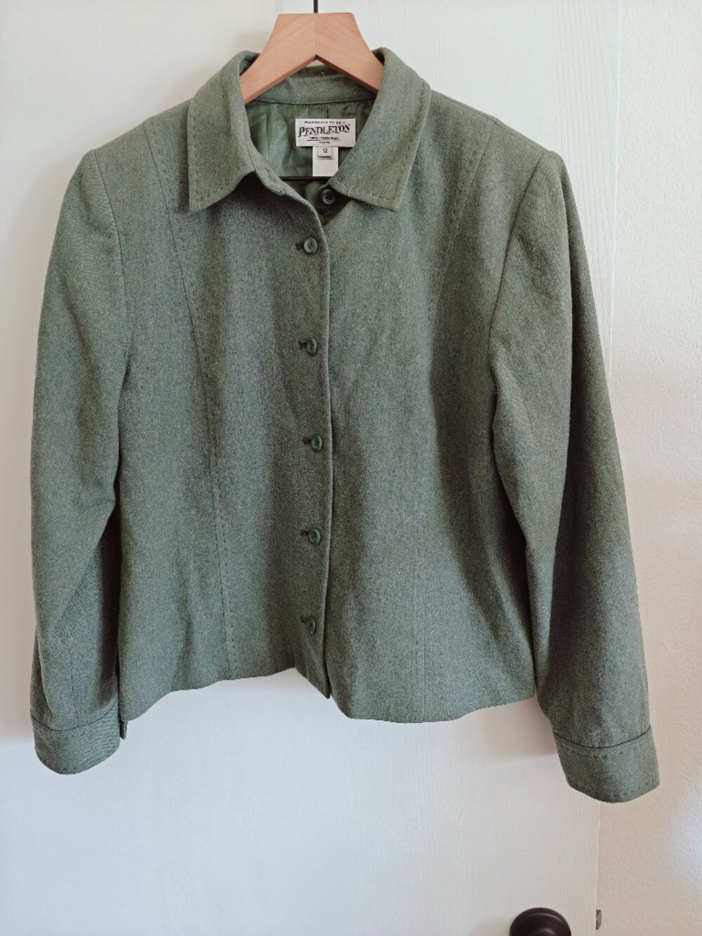 Pendleton 100% Virgin Wool Sage Green Tailored Jacket Petite 12 Made USA - Picture 3 of 9
